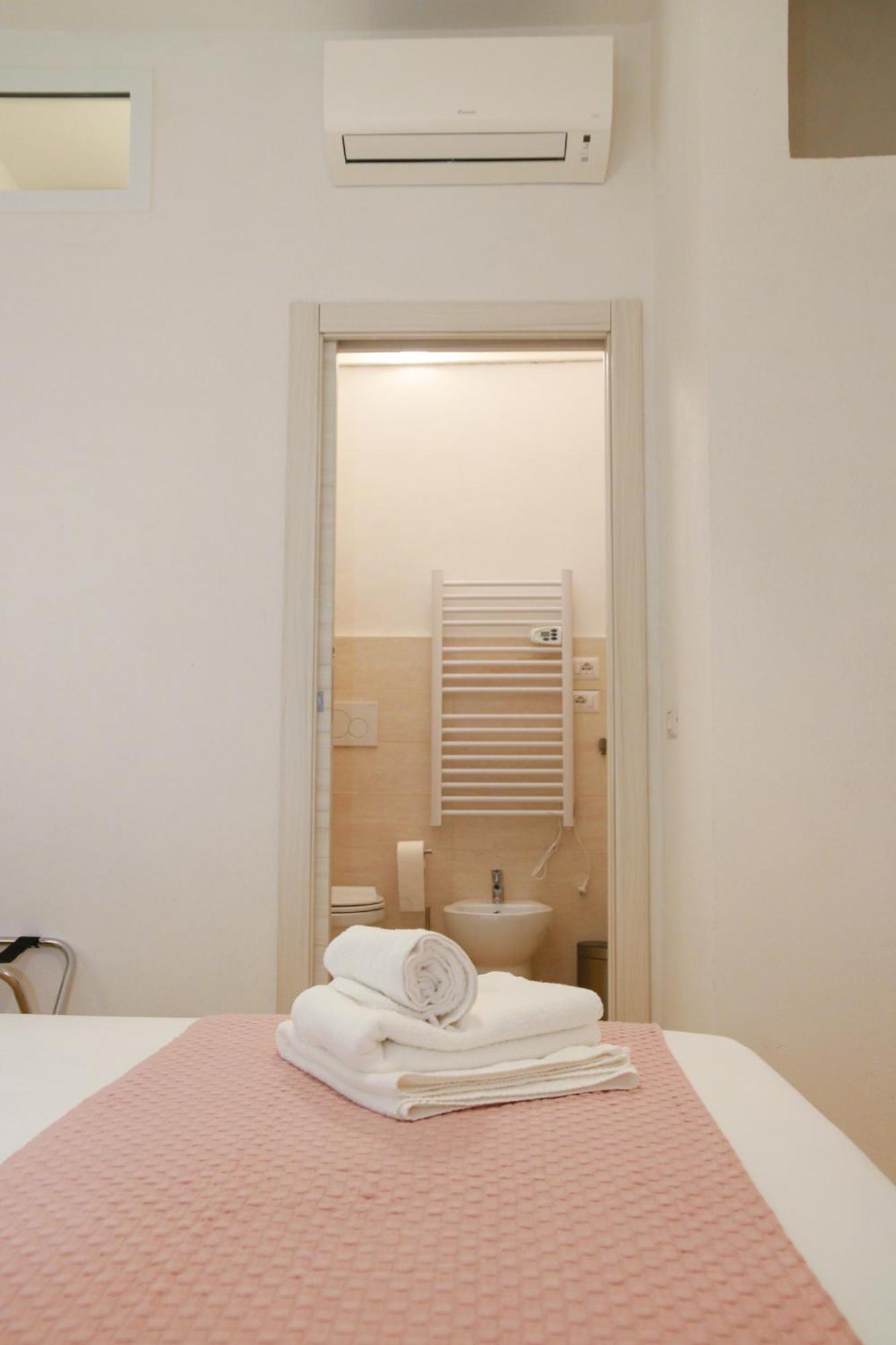 U Zone Apartment โบโลญญา ภายนอก รูปภาพ